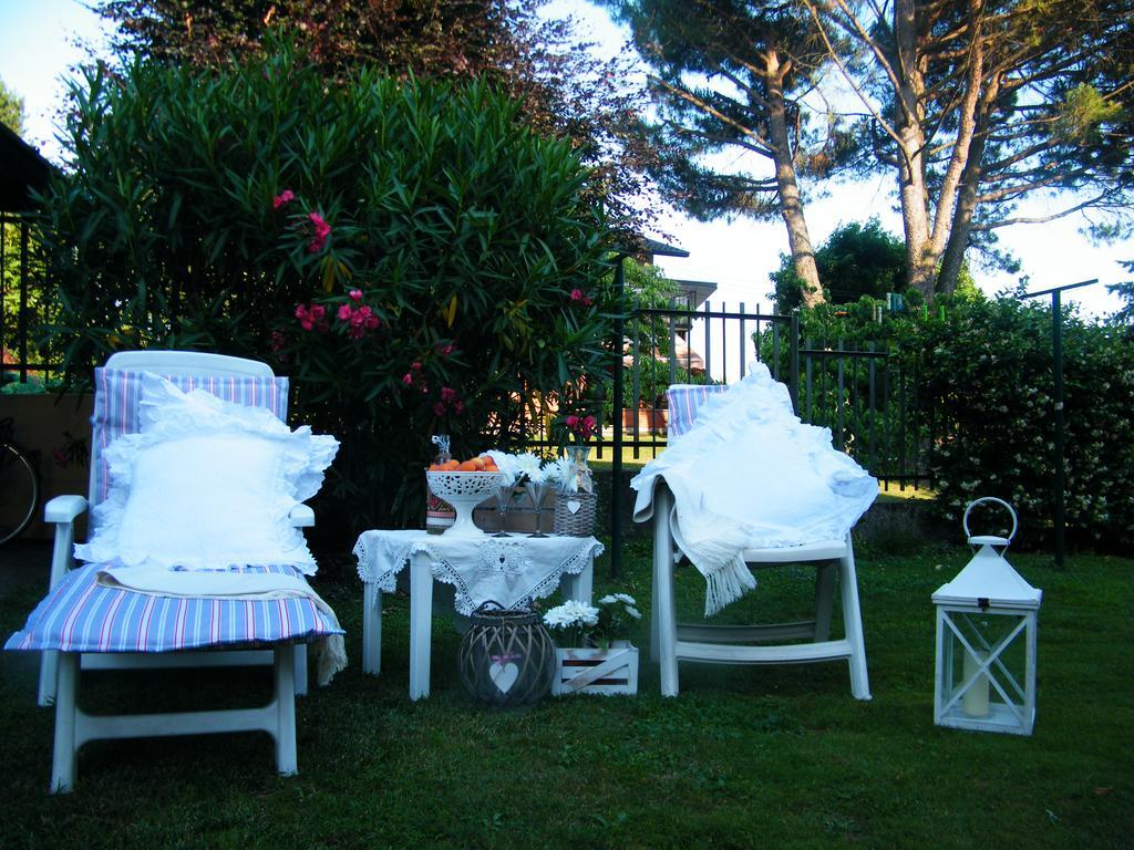 B&B La Casa Di Pamela Casciago Exterior photo